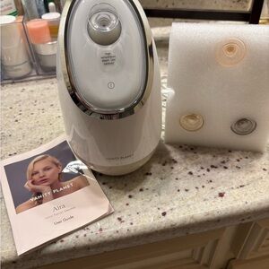 Vanity Planet Aira Ionic Facial Steamer in White